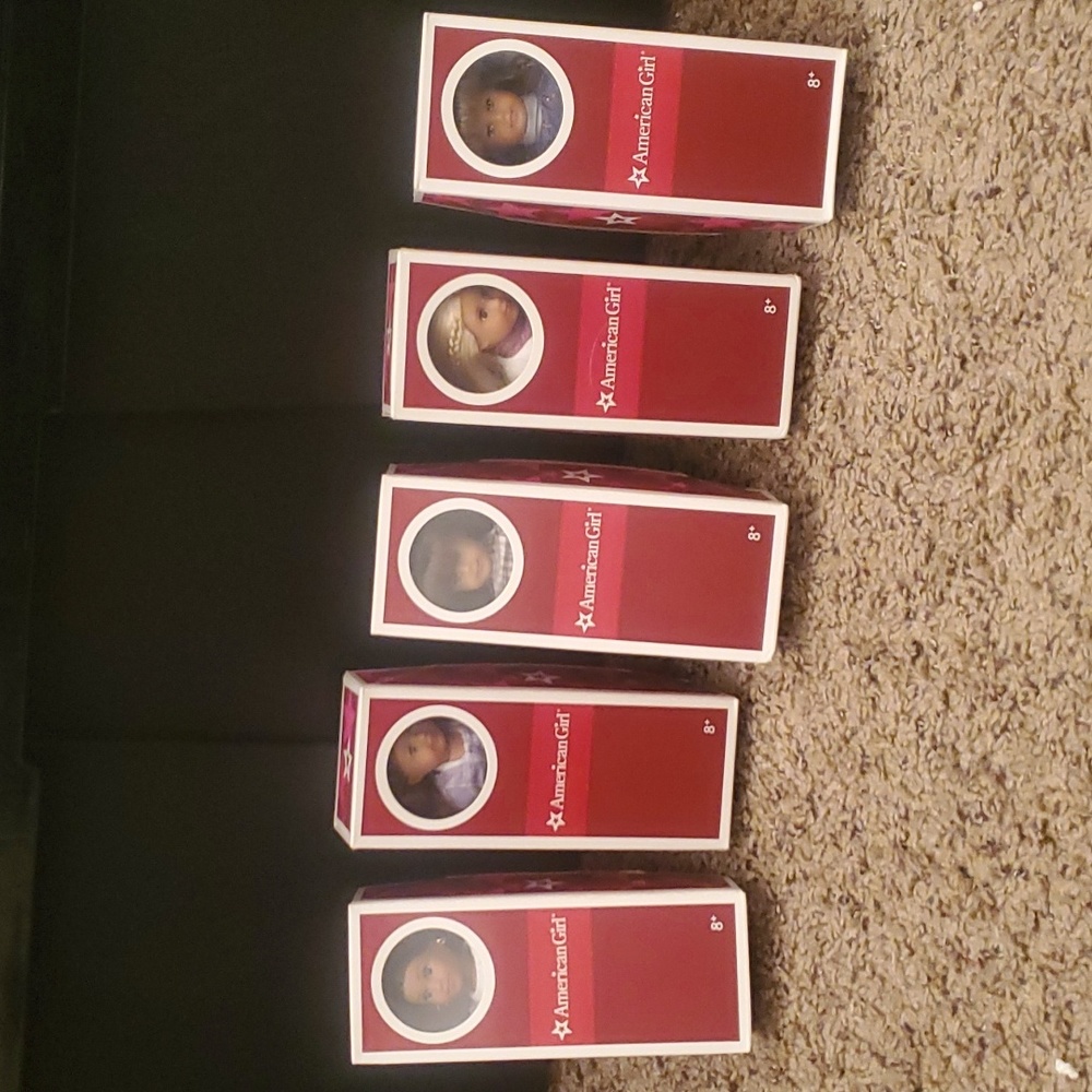 5 mini American Girl vintage collectible dolls
